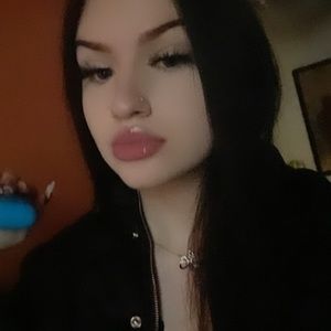 Meet your Posher, Erika